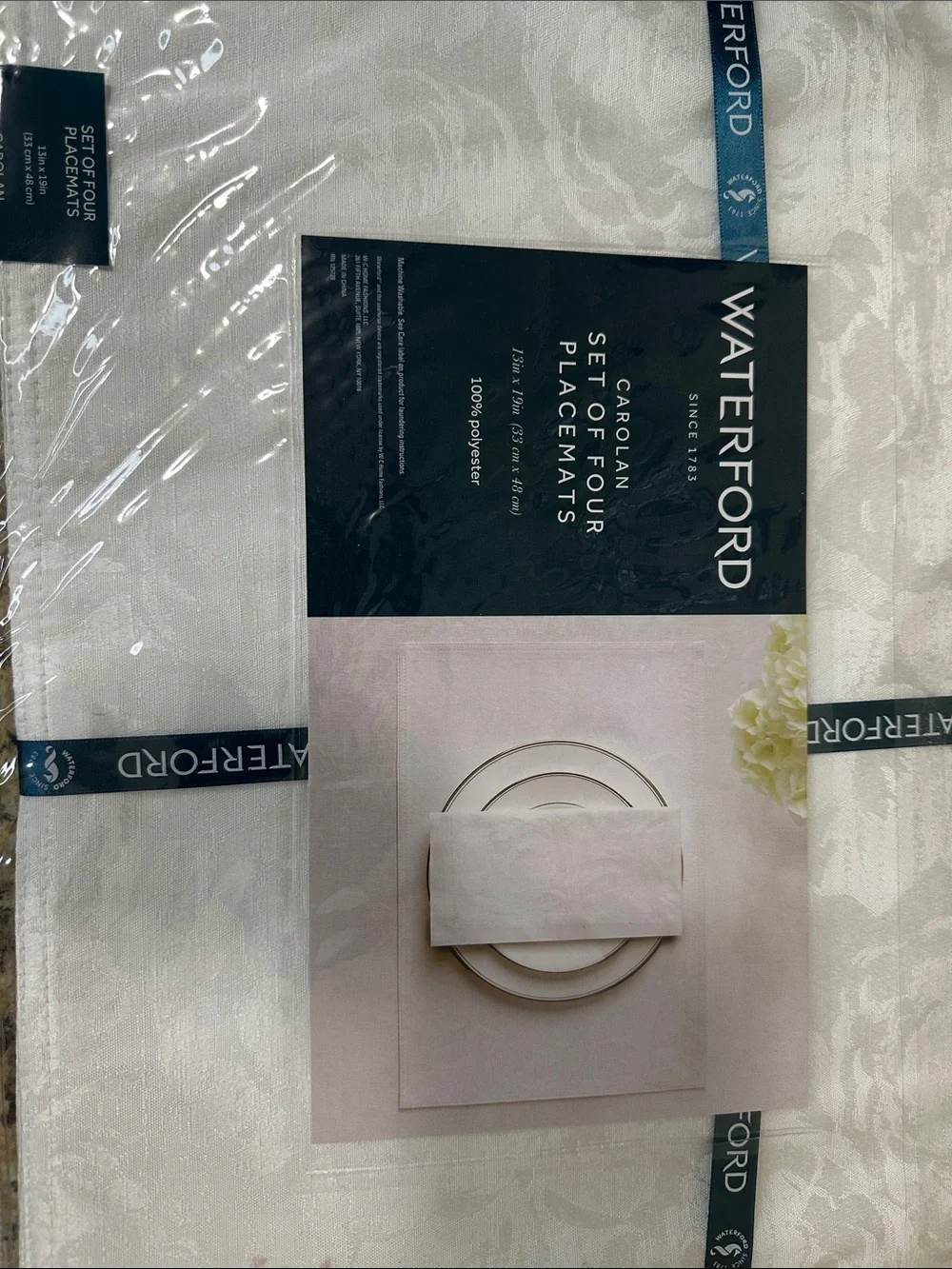 🎈New🎈Waterford Carolan White Set of Four Placements and Set of Four Napkins